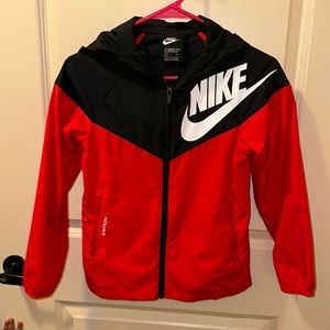 Boys Nike windbreaker